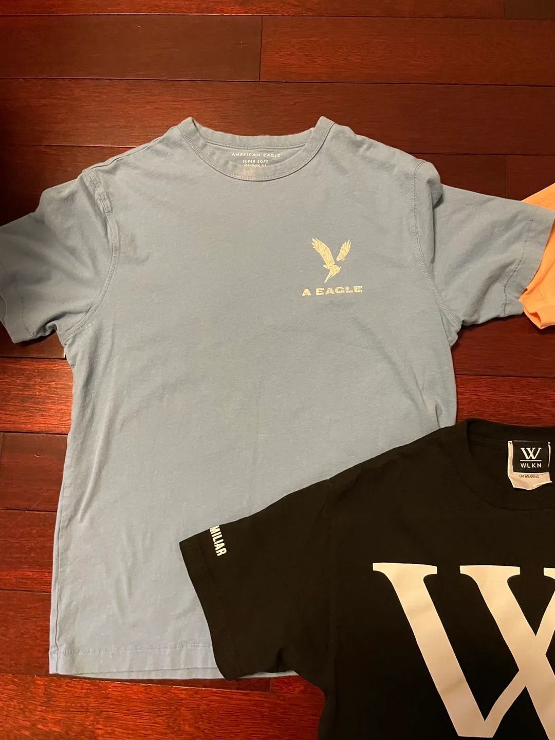Men’s American Eagle and WLKN T-shirts image indicator(3)