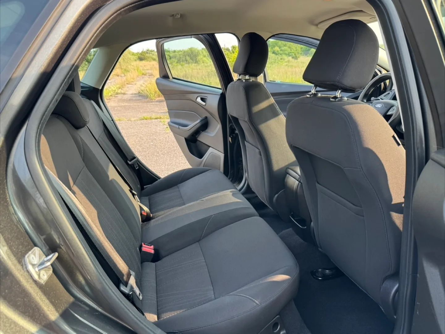 16 Ford Focus Hatchback 2.0L image indicator(7)