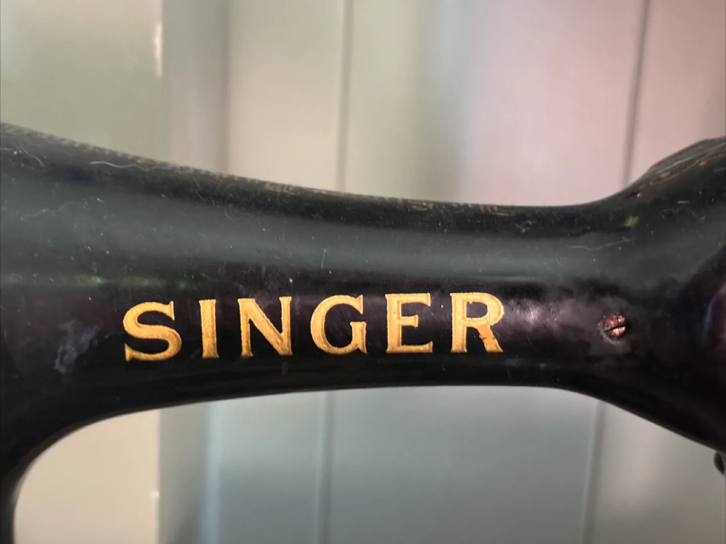 Vintage singer Sewing Machine image indicator(2)