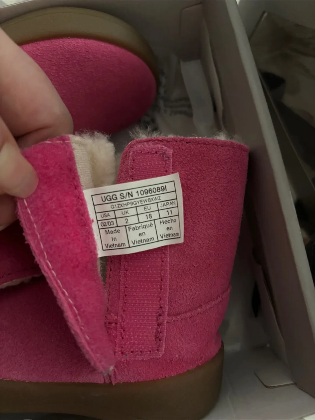 Baby UGG Pink Boots image indicator(4)