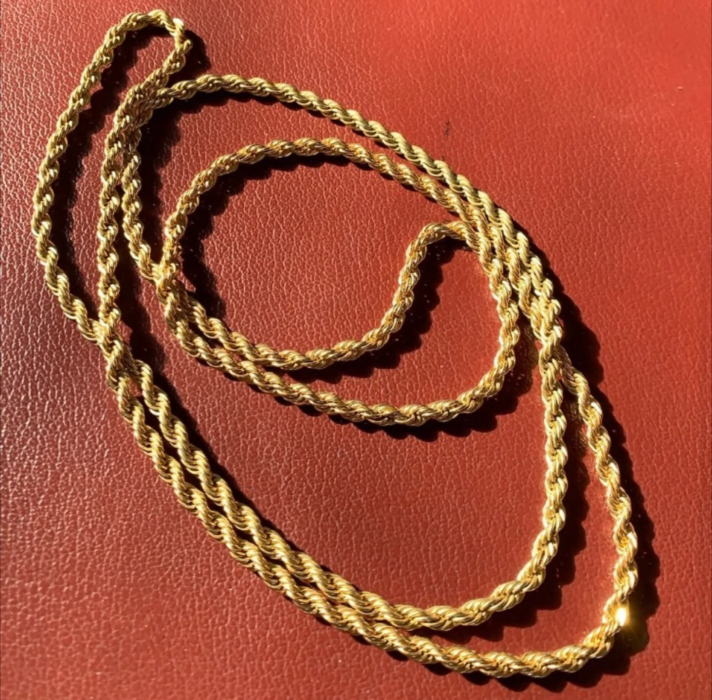 WEIGHTY 1970’s Goldfill Rope Chain. Very heavy with gold fill 💫! image indicator(2)