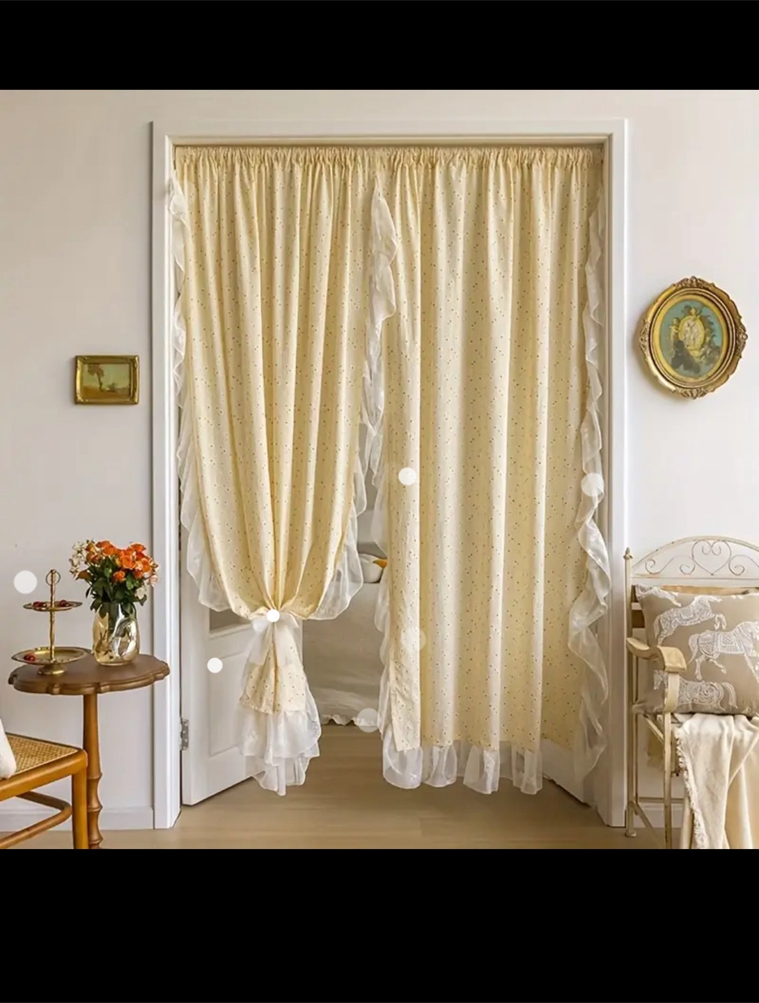 Vintage daisy Curtains with Ruffles