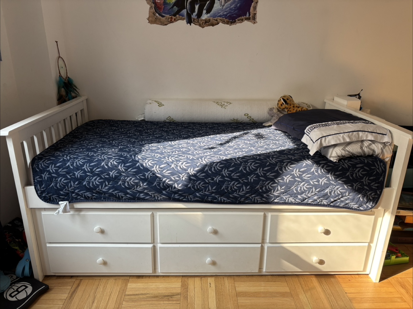 White Twin Trundle Bed with Storage Drawers