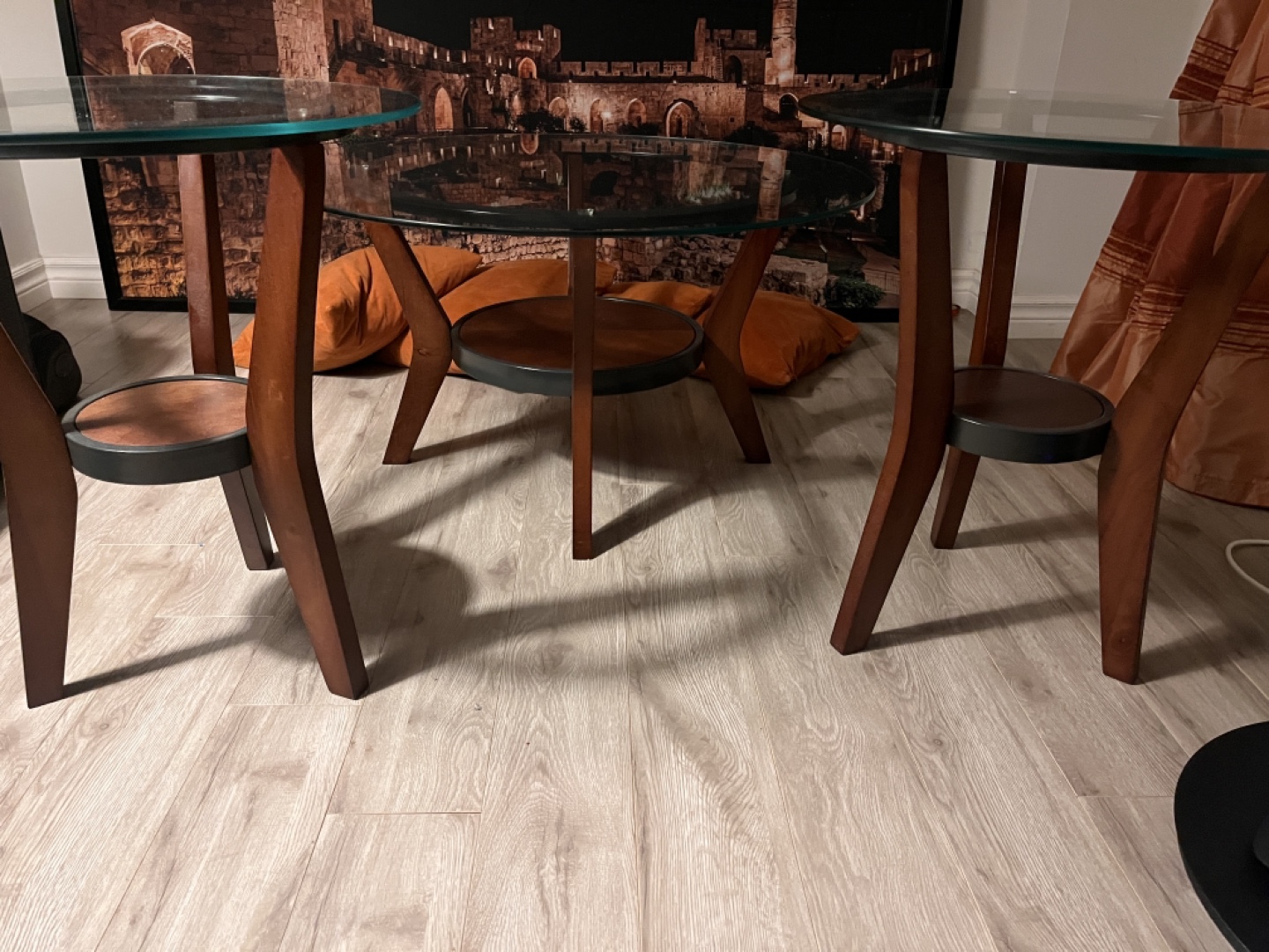 Set of three nesting glass top coffee tables - photo 4