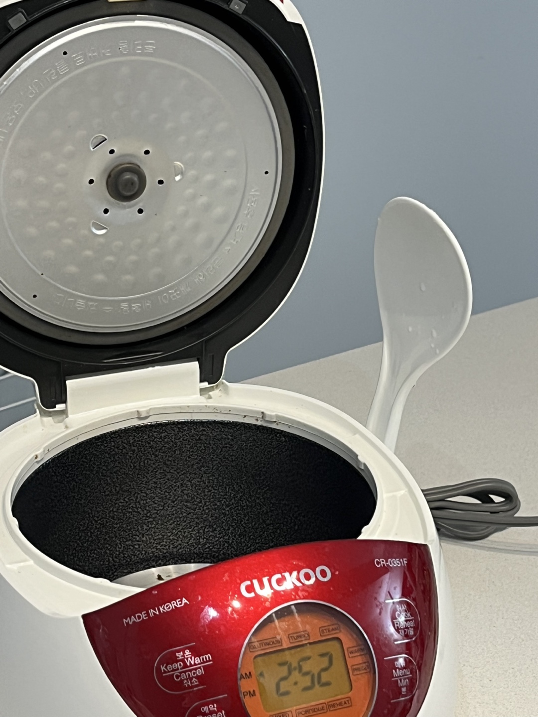 Cuckoo Rice Cooker - photo 4