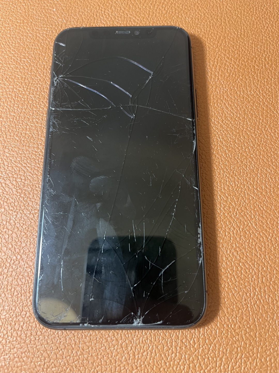 iPhone 11 pro 256GB - Read description - photo 5