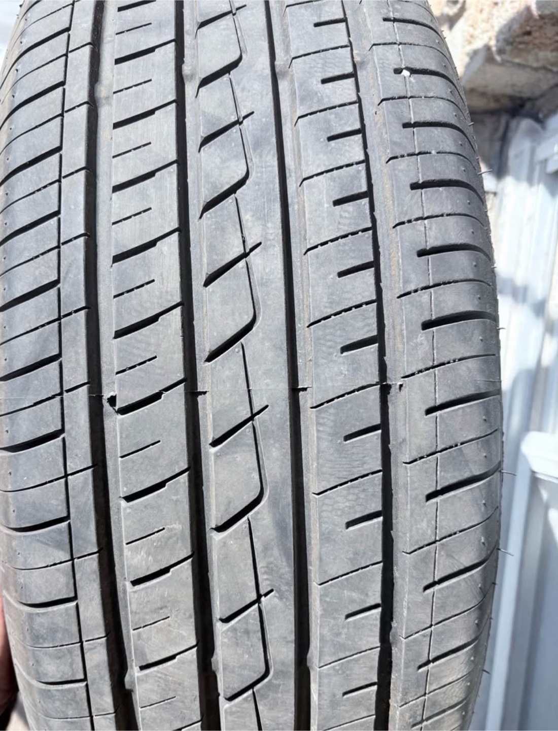 4 Tires for sale size 235 X 55 X R19 - photo 3