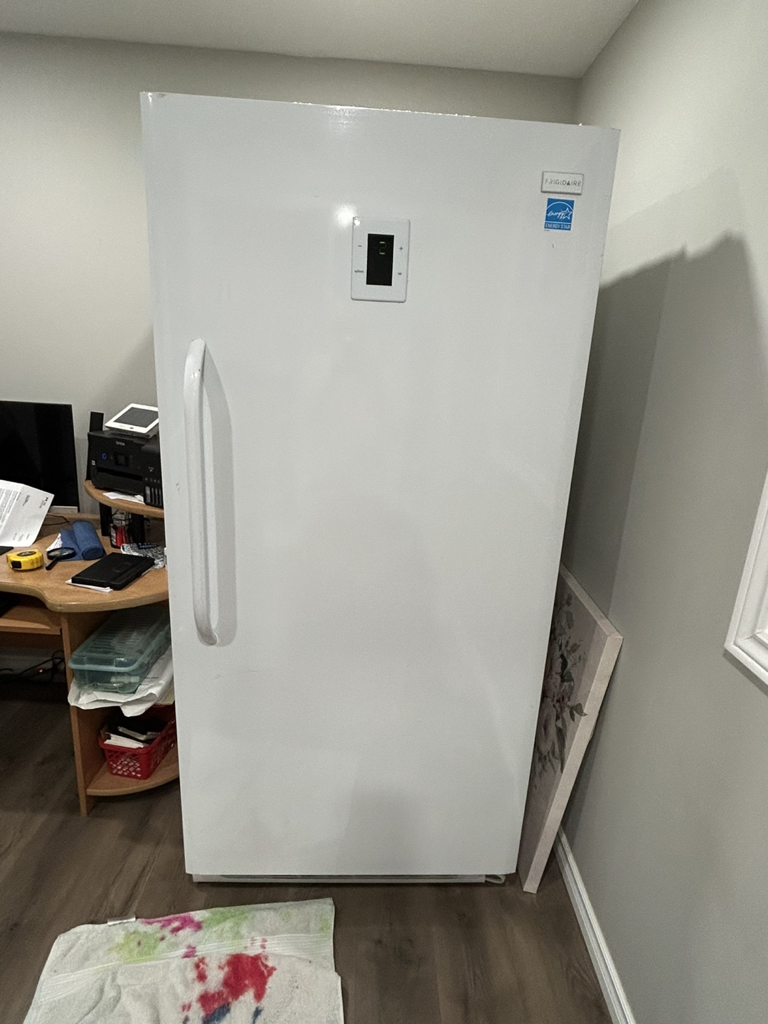 Frigidaire Upright Freezer - photo 4