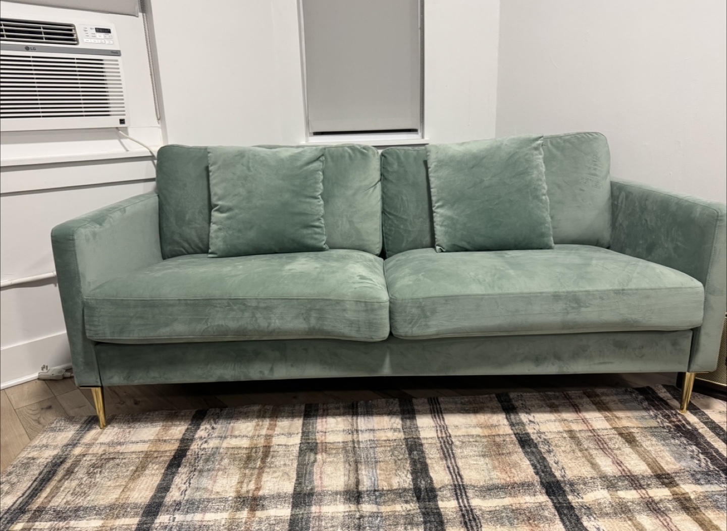 Green Velvet Loveseat - photo 2
