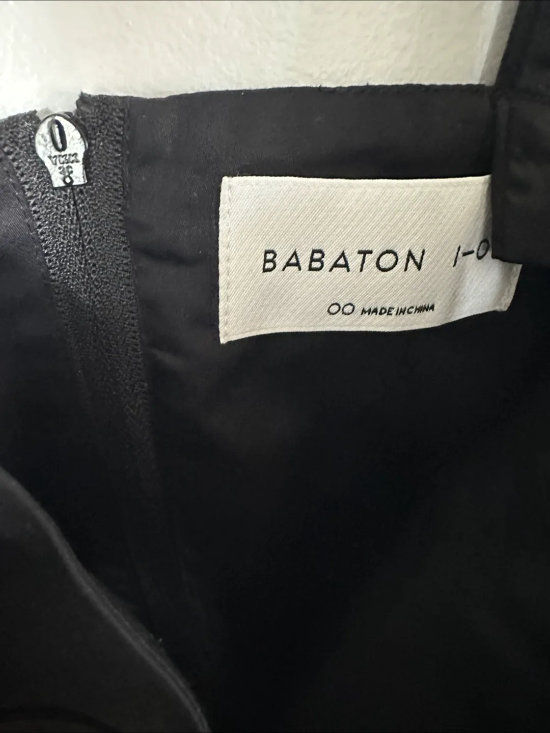 Babaton Black Crop Top image indicator(2)