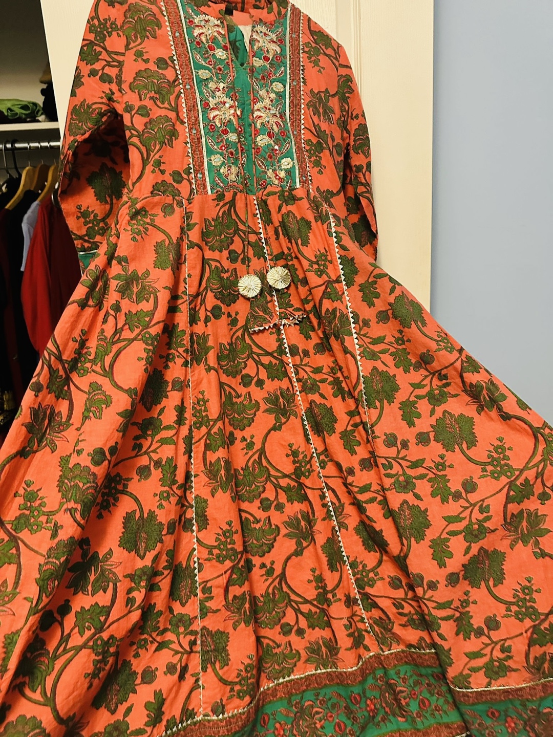 Beautiful Floral Print Dress and Pants Set - photo 2