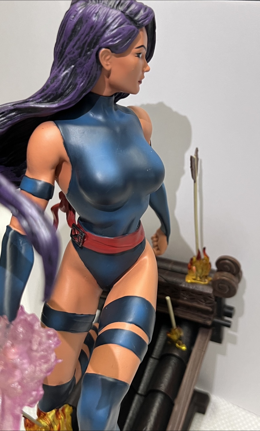 Psylocke Marvel Premier Collection Resin Statue - photo 4