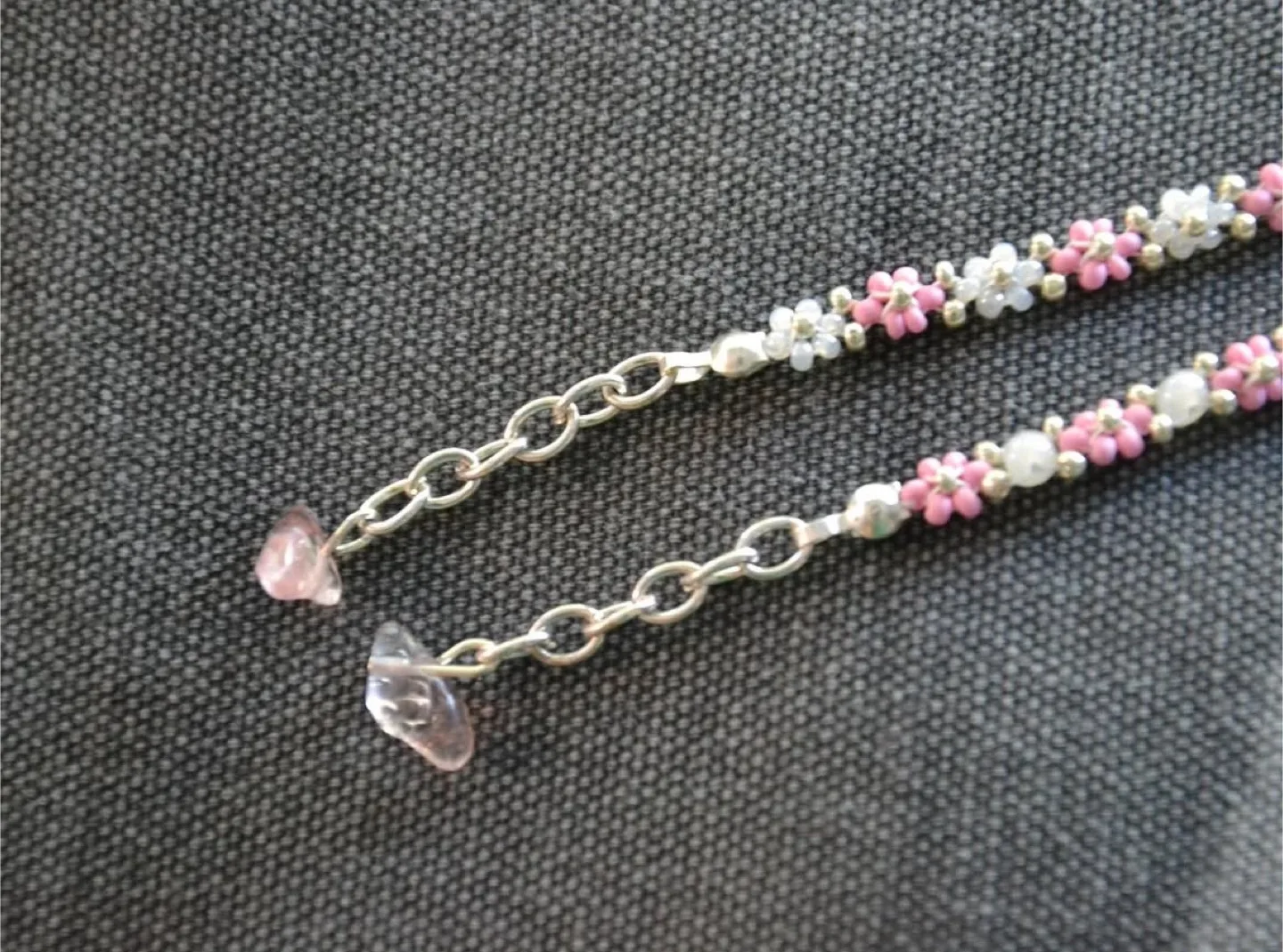 Pink beaded flower bracelets image indicator(3)