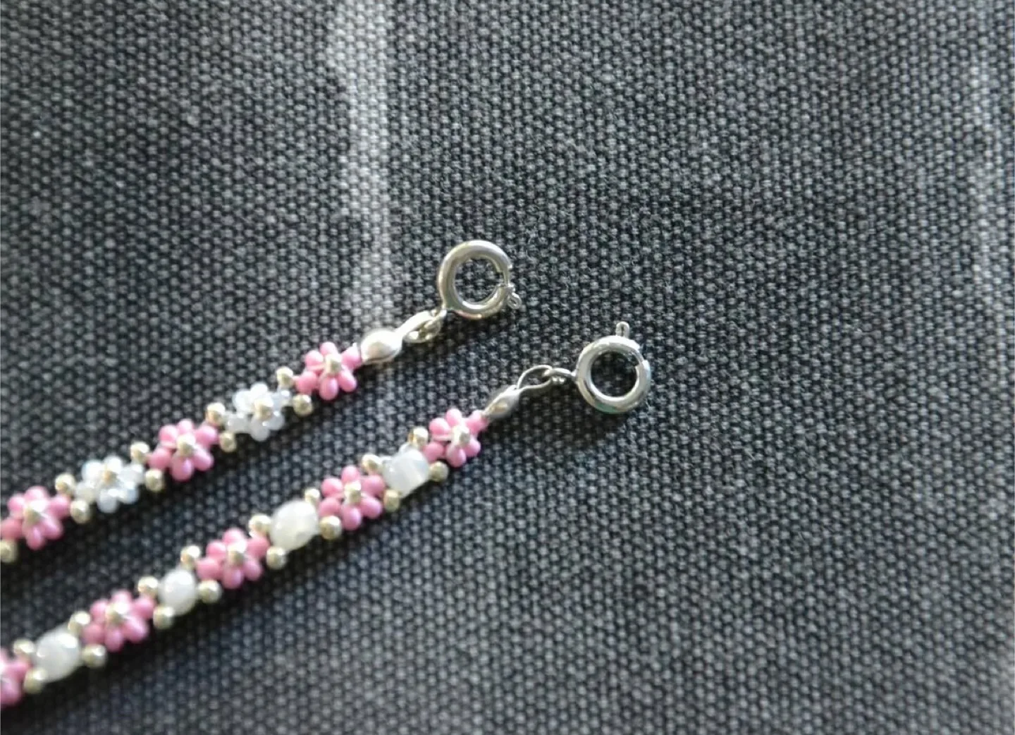 Pink beaded flower bracelets image indicator(4)