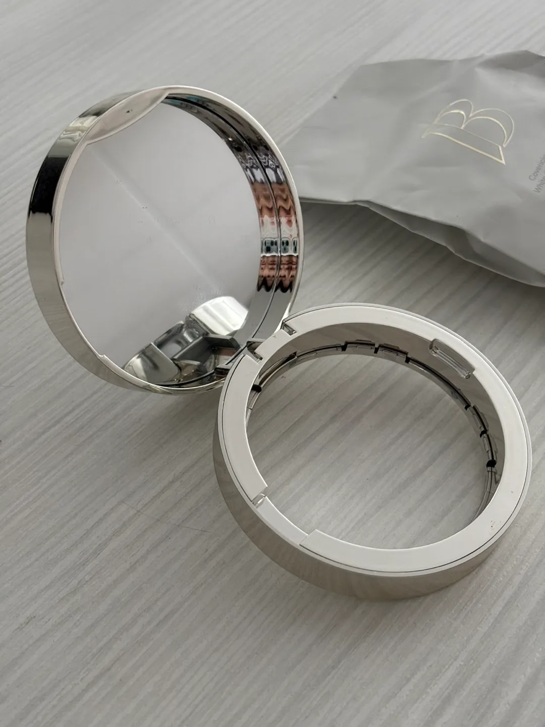 BANILA CO White Cushion K-beauty image indicator(2)