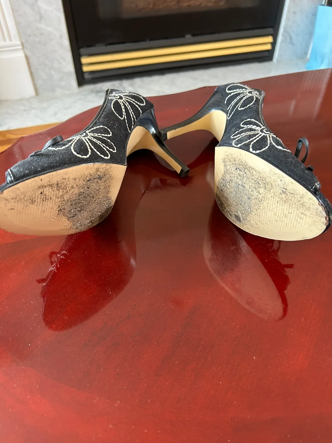 Nine West Open-Toe Heels image indicator(2)