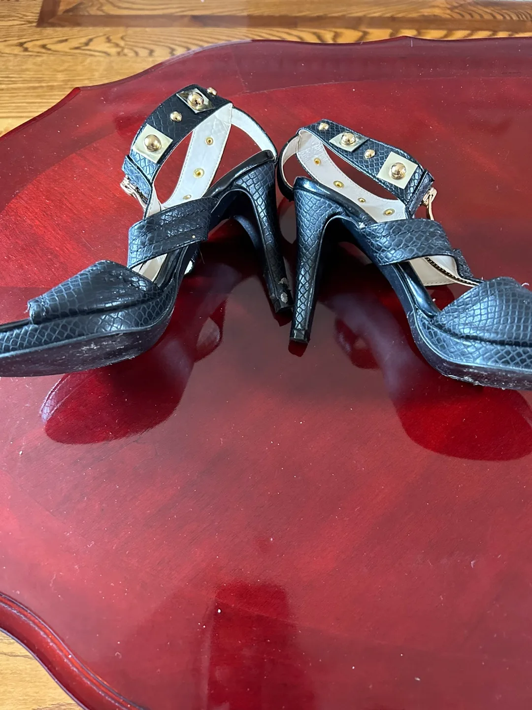 PLUM Black Heels image indicator(3)