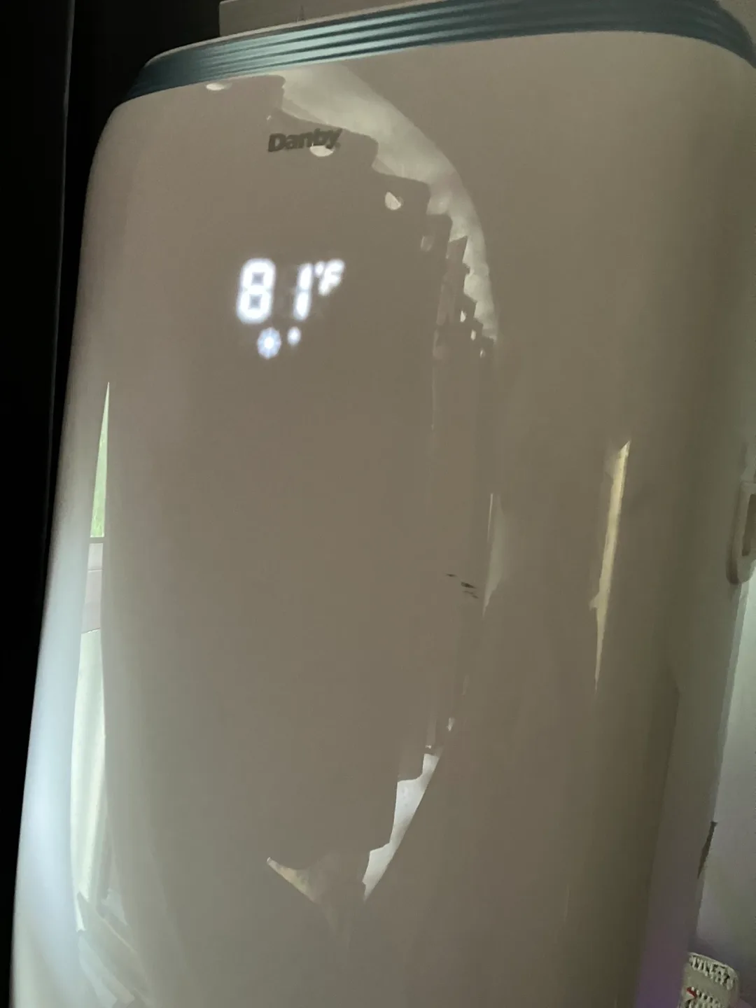 Danby 3-1 air conditioner / dehumidifier / heater image indicator(3)