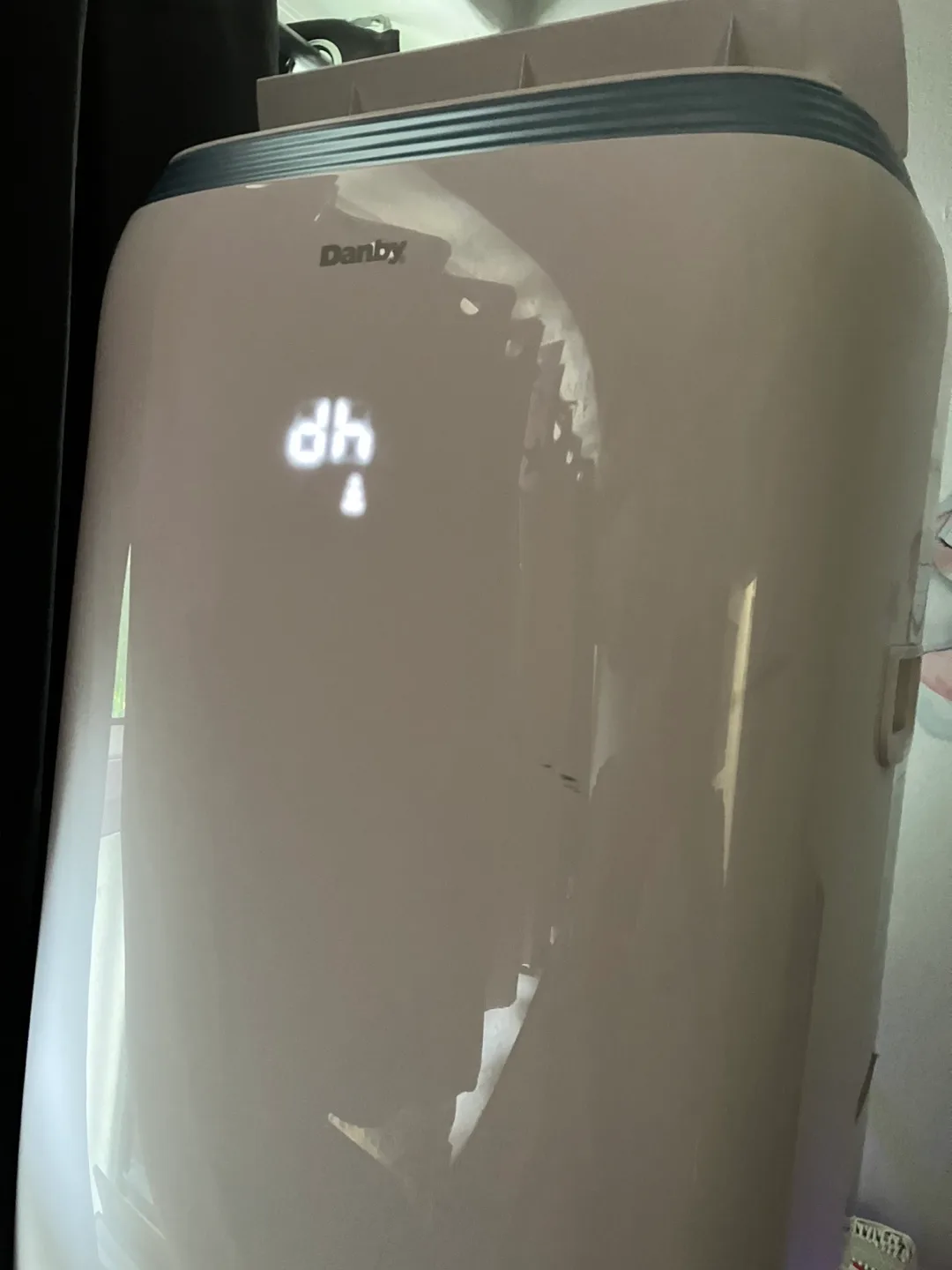 Danby 3-1 air conditioner / dehumidifier / heater image indicator(2)