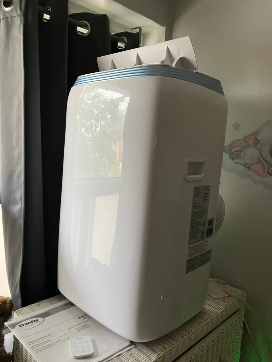 Danby 3-1 air conditioner / dehumidifier / heater image indicator(4)
