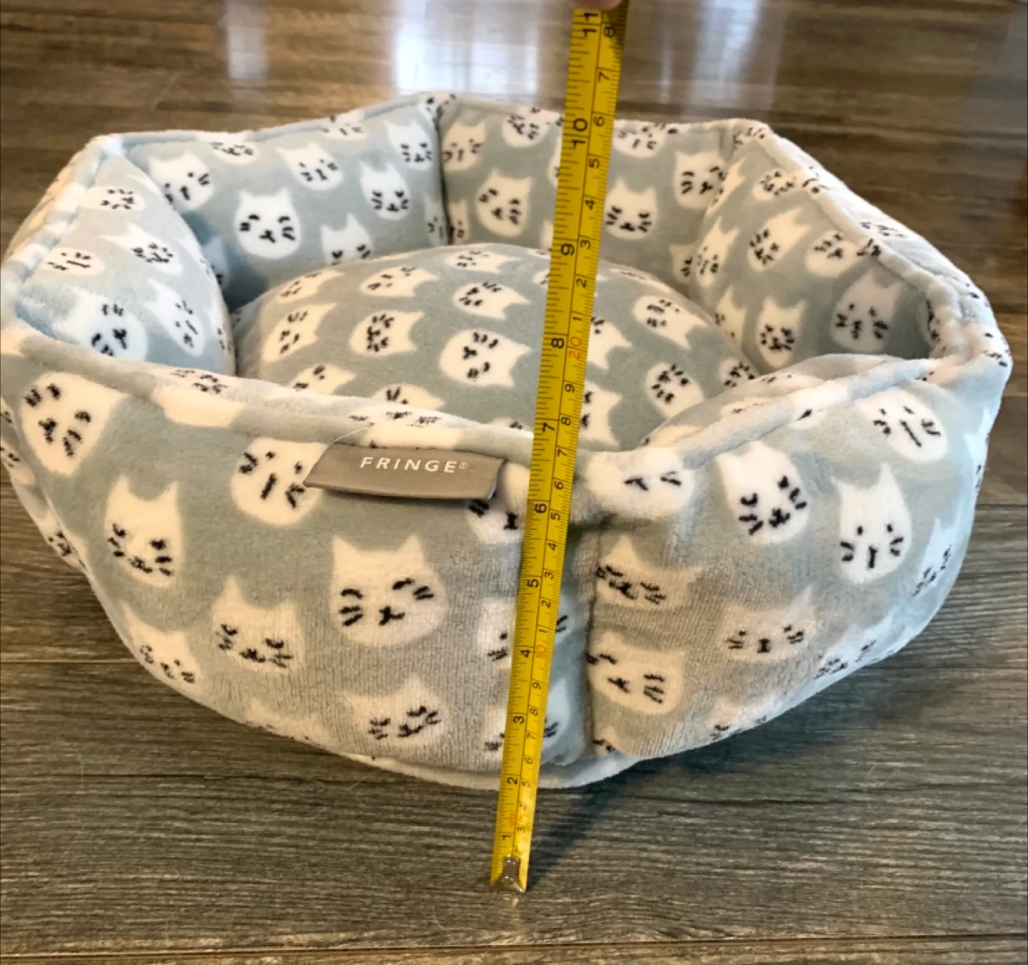 Cat Bed with Kitty Design image indicator(4)