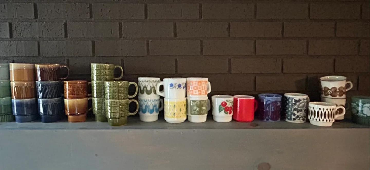 31 Vintage Mugs Collection thumbnail