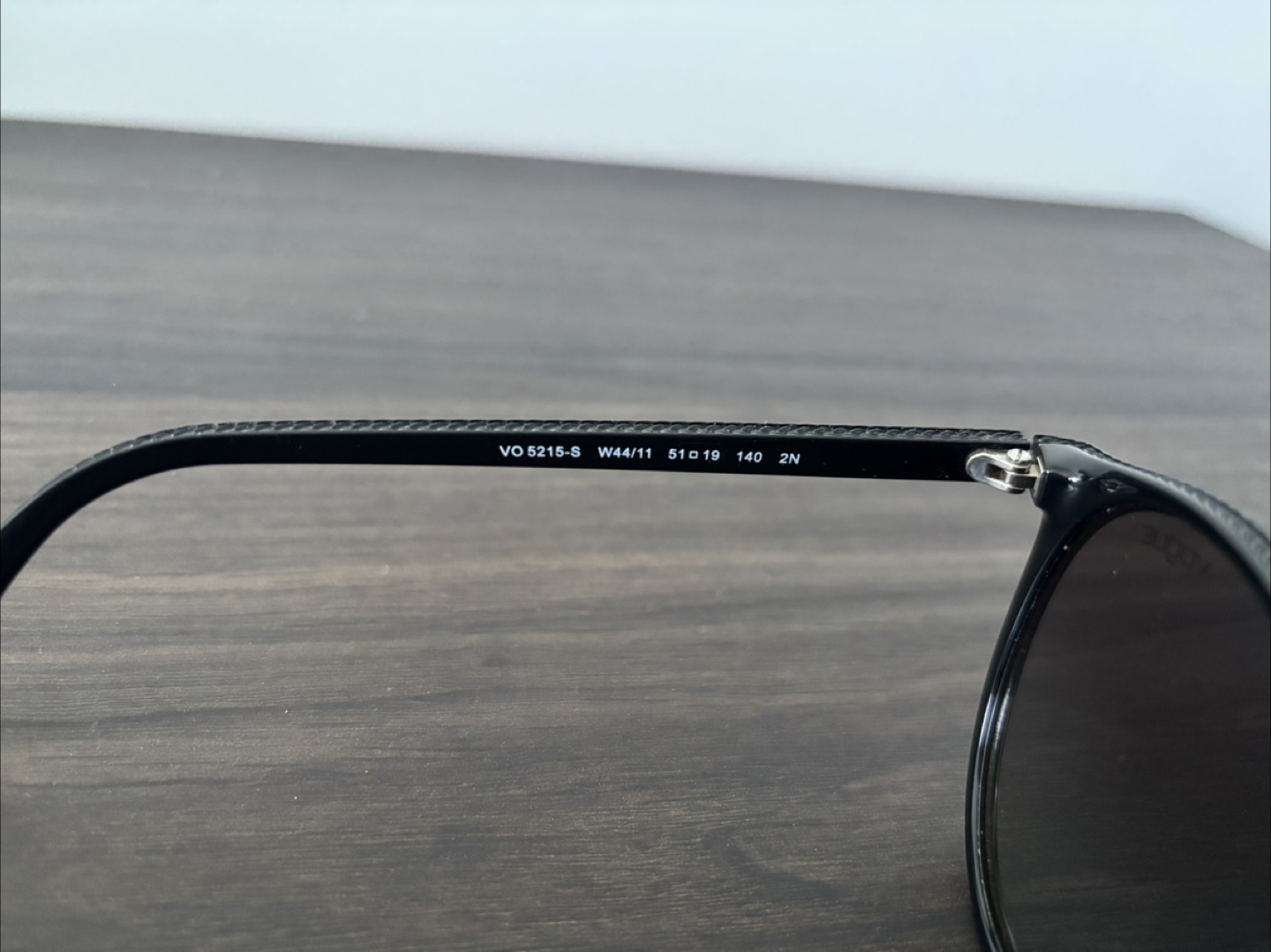 Vogue Sunglasses with case - photo 2