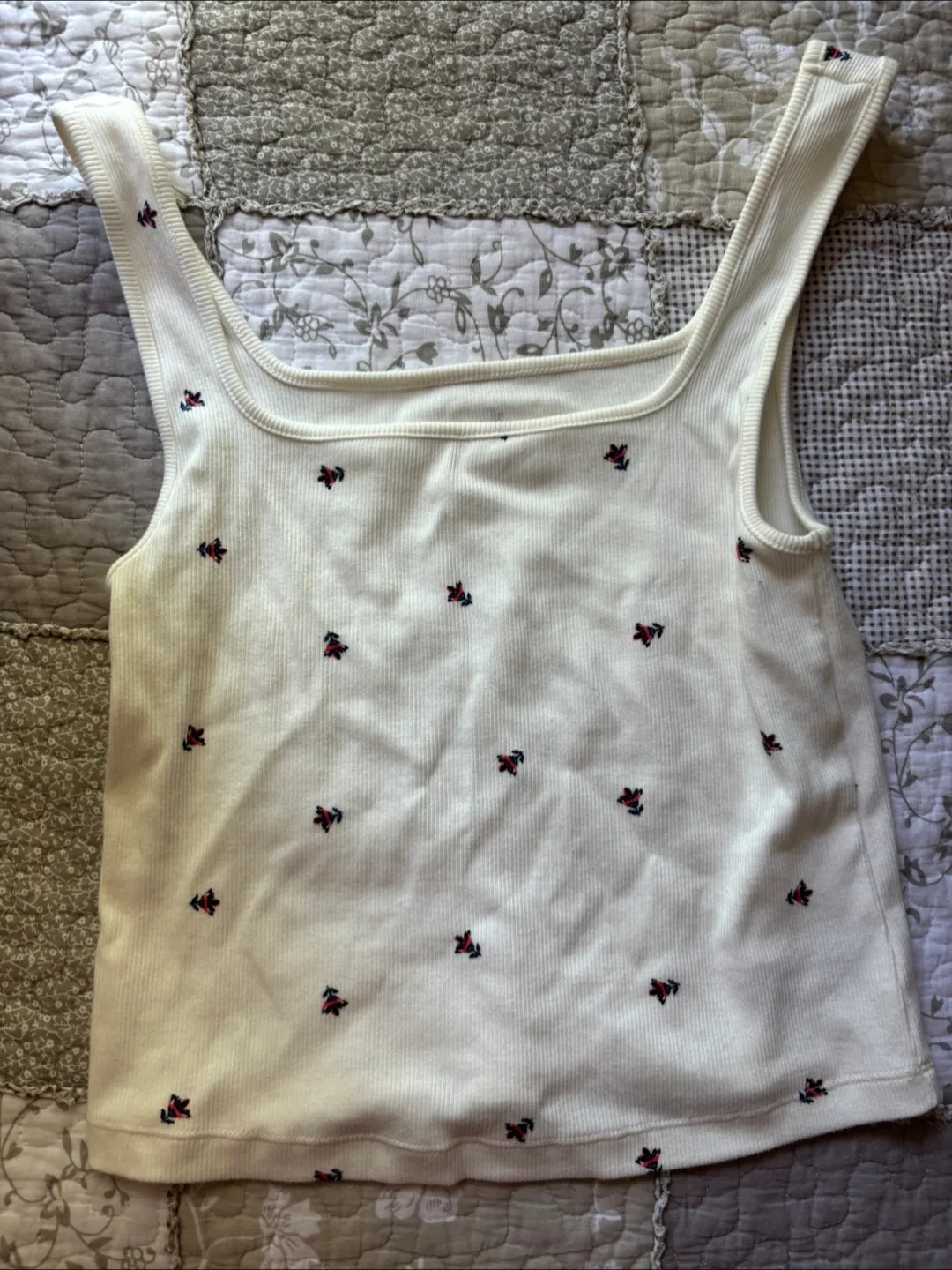 Old Navy Tank Top thumbnail