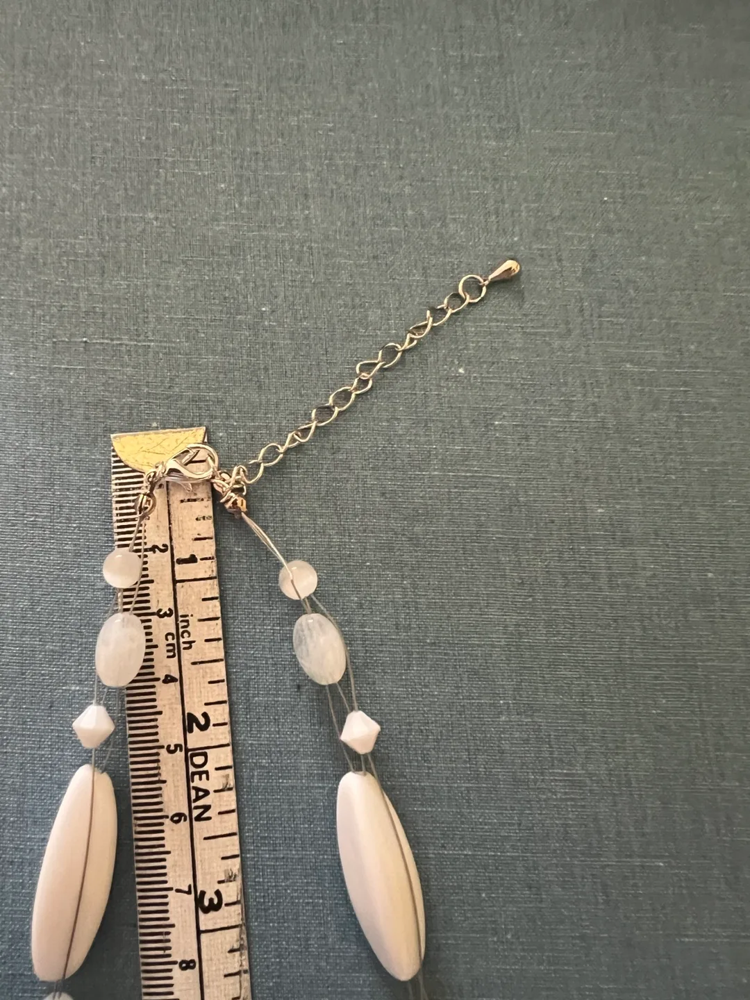 Elegant Off-White Necklace image indicator(4)
