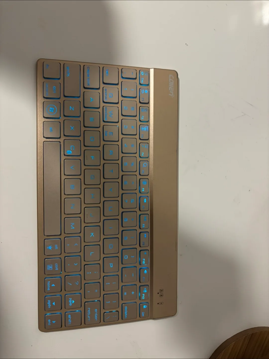 Gold Wireless Keyboard thumbnail