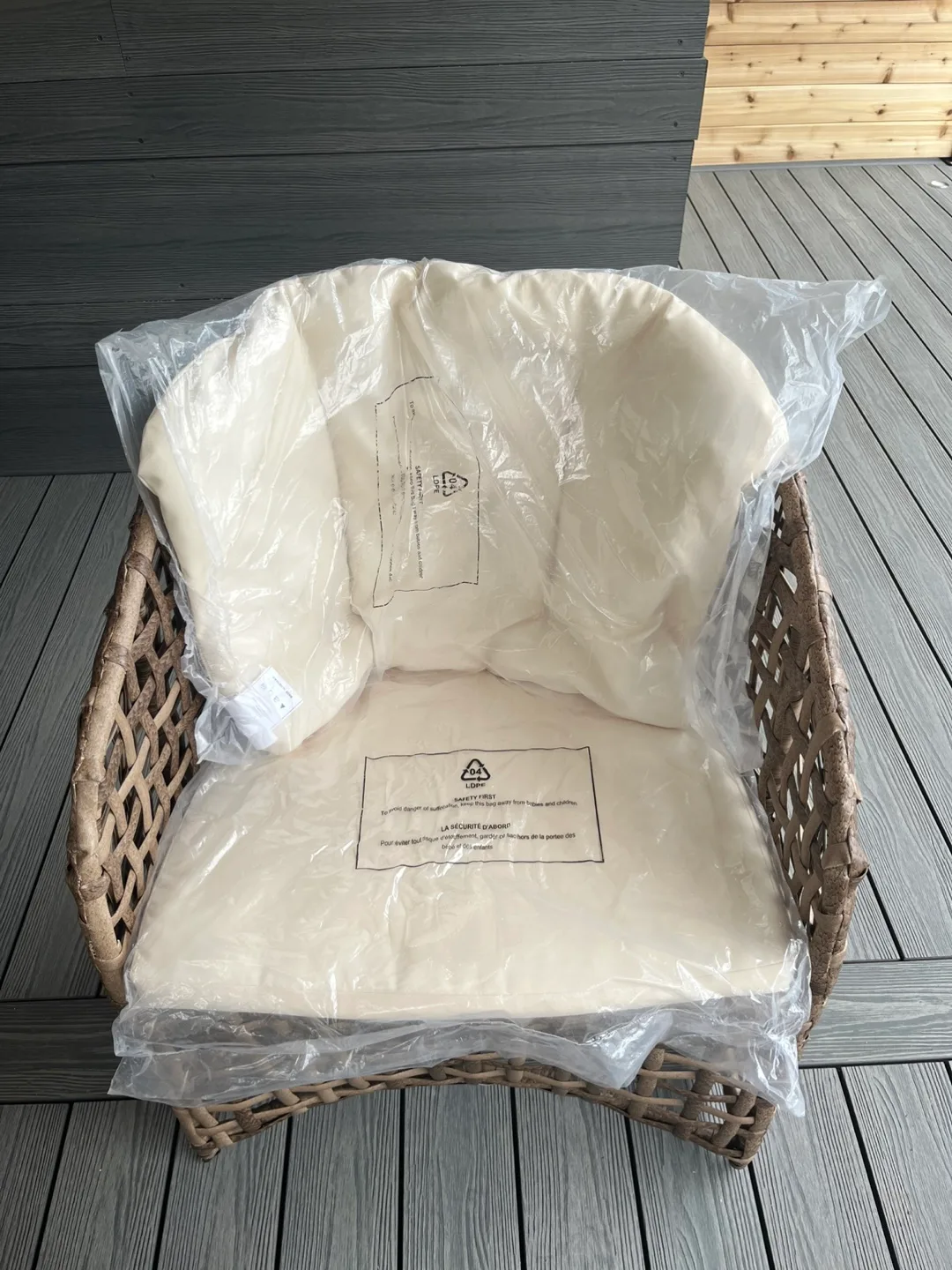 Outdoor Furniture image indicator(3)