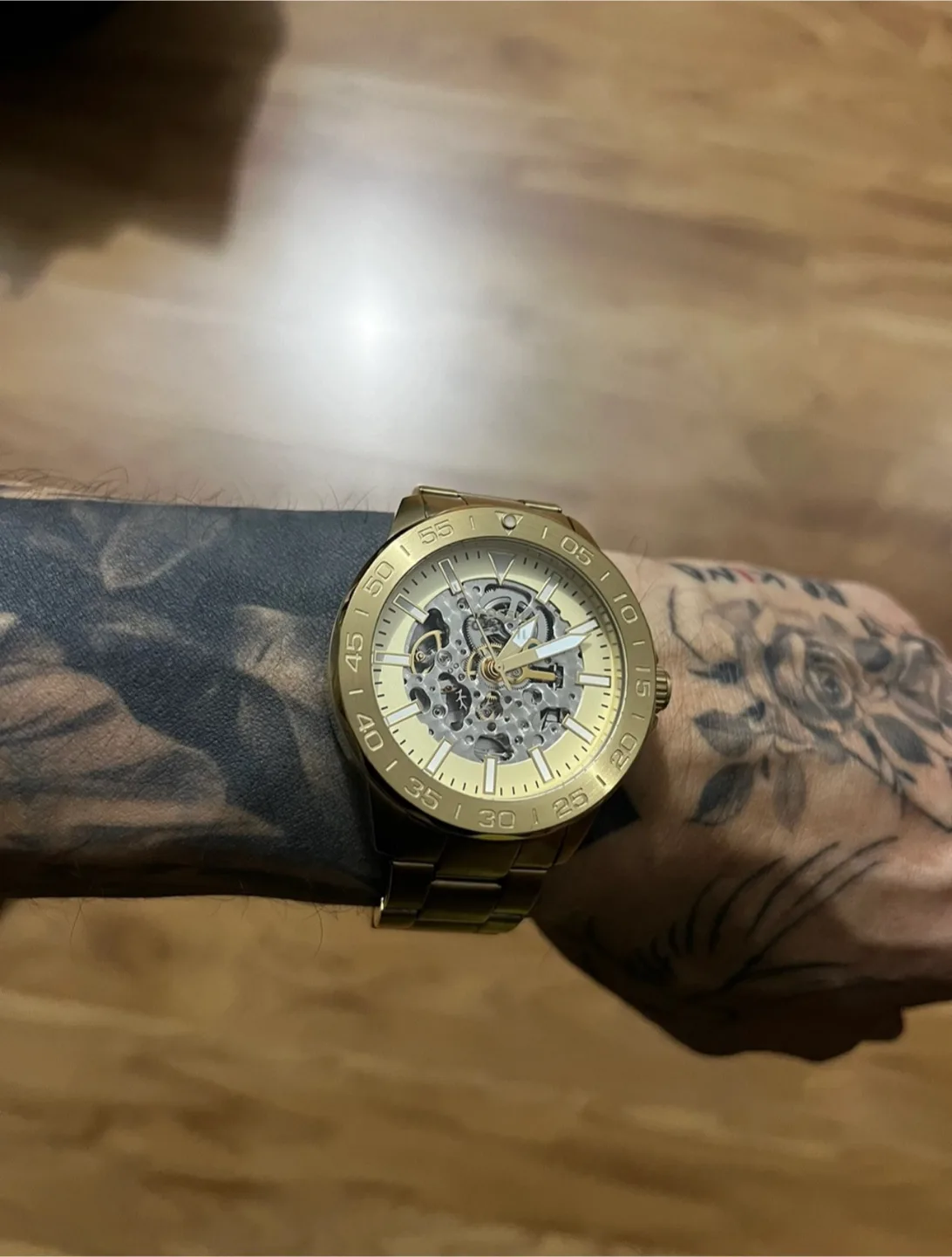 Fossil Gold Tone Skeleton Watch image indicator(7)