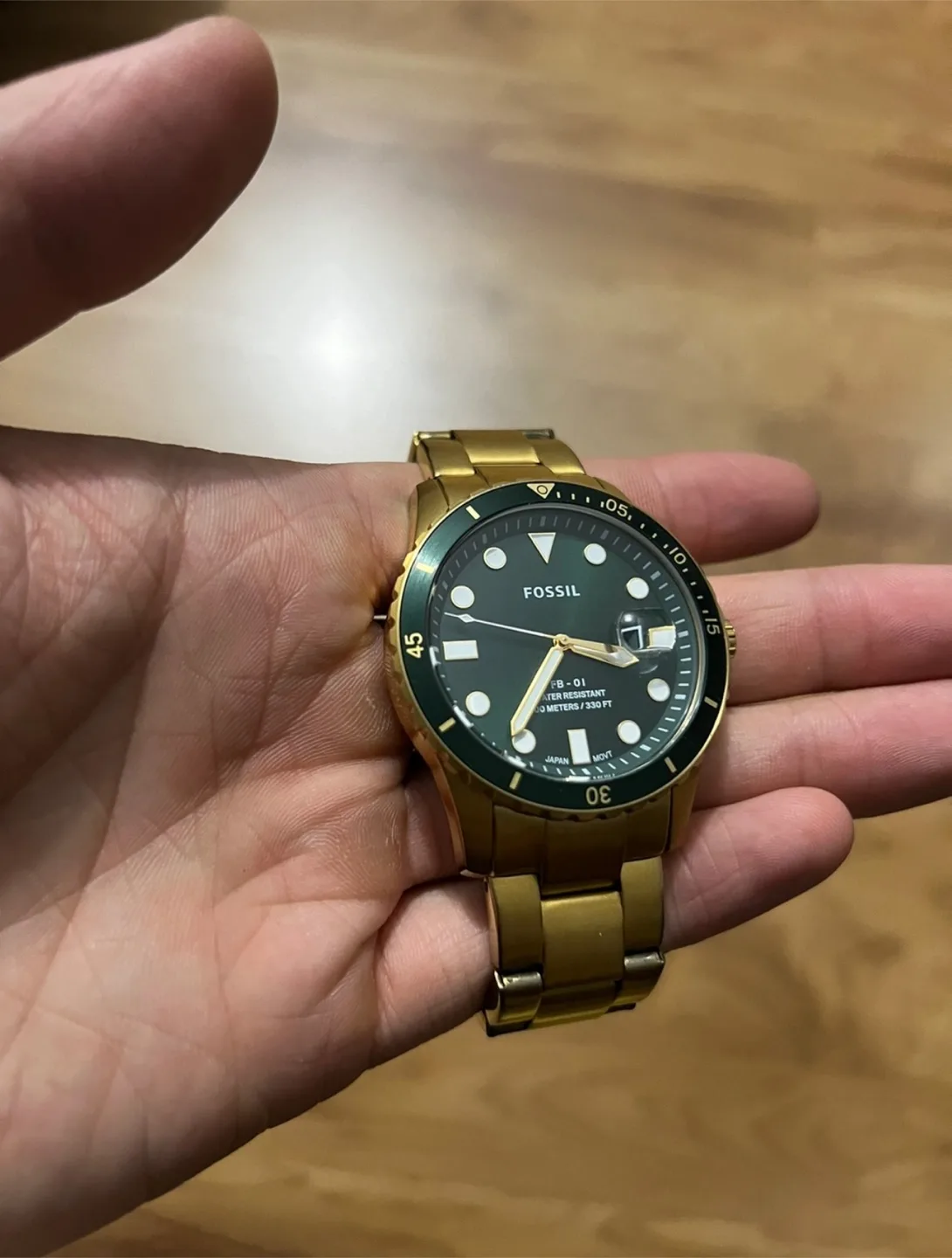 FB-01 Three-Hand Date Gold-Tone Stainless Steel Watch image indicator(2)