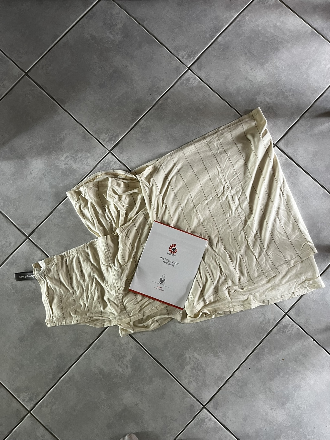 Ergobaby Aura Baby Wrap