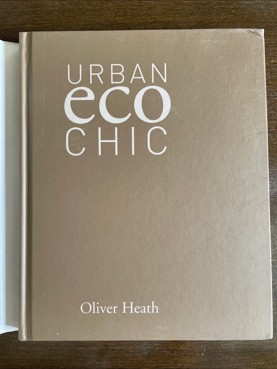 Urban Eco Chic Interior Design Book image indicator(2)