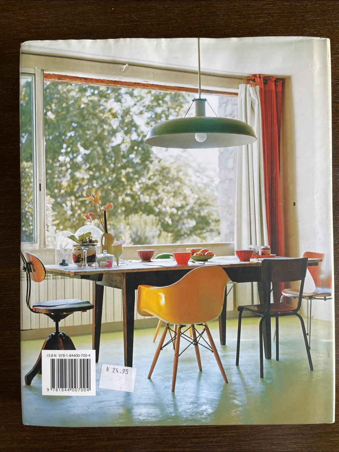 Urban Eco Chic Interior Design Book image indicator(4)