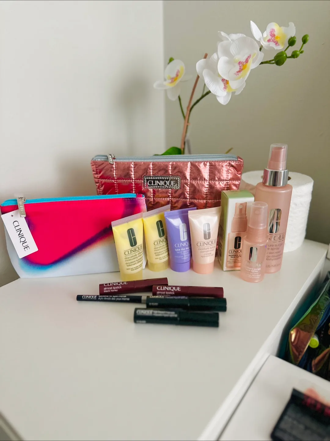 Clinique Beauty Set image indicator(2)