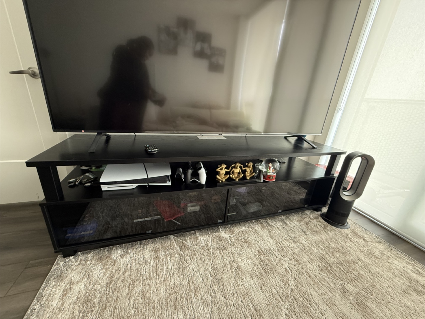 Black Entertainment Unit - photo 3