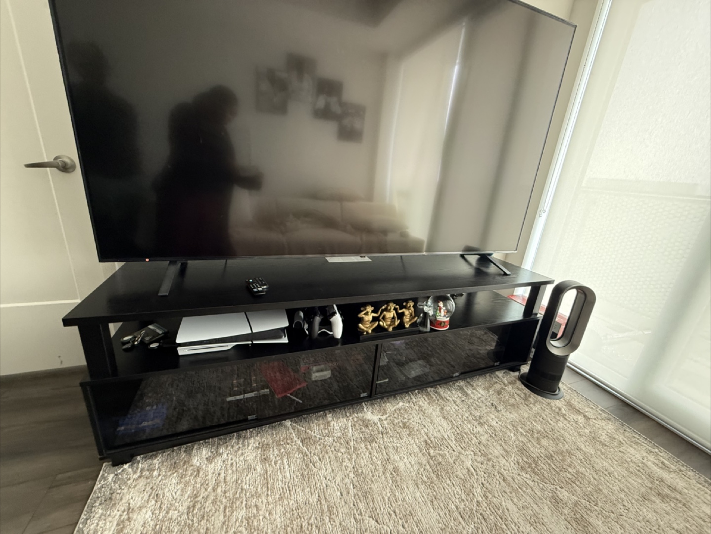 Black Entertainment Unit - photo 4