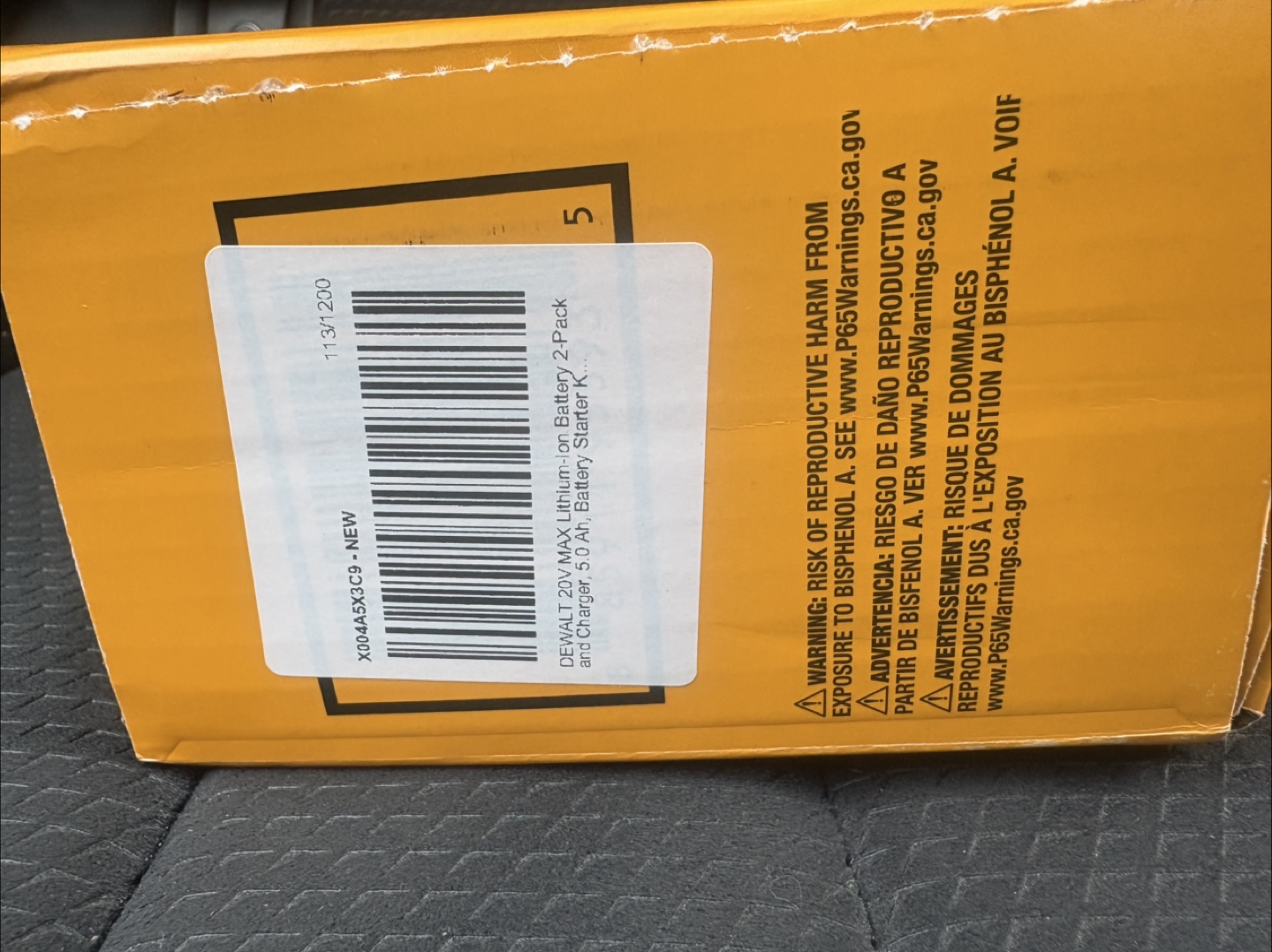 DEWALT 20V MAX Battery and Charger Kit - photo 2