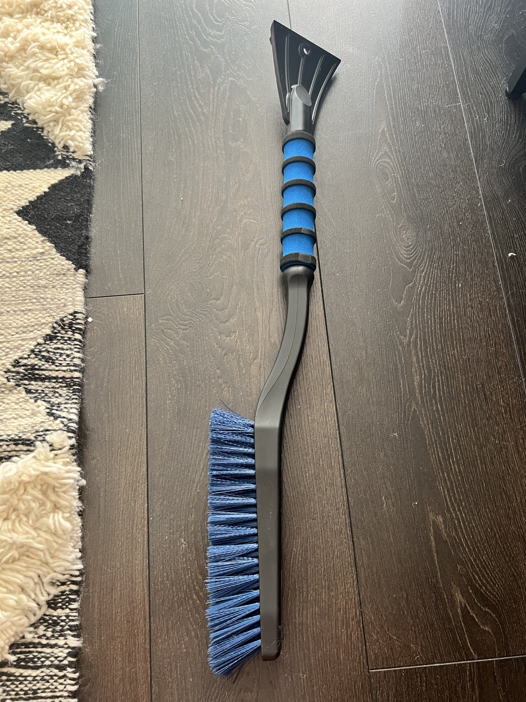 Snow Brush and Ice Scraper