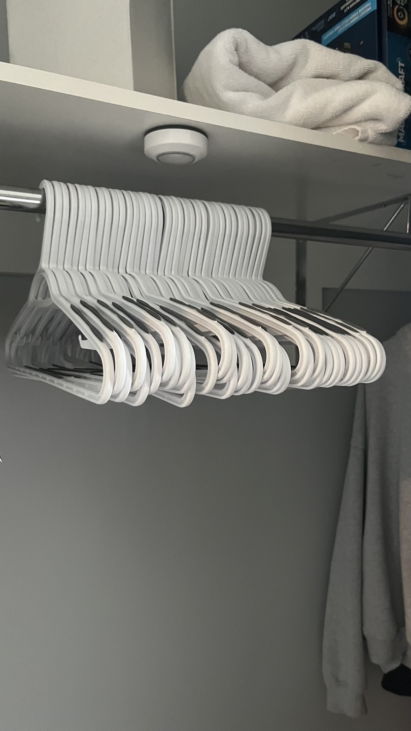 Set of 20 White Clothes Hangers