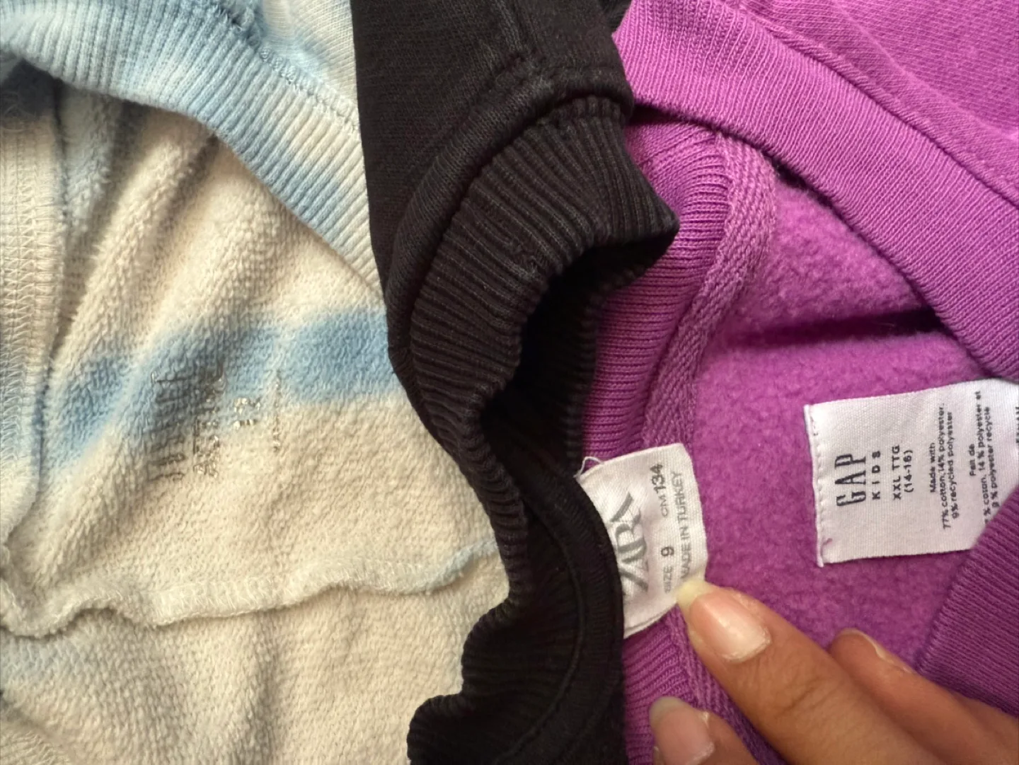 03. Assorted Branded Sweatshirts Bundle image indicator(2)