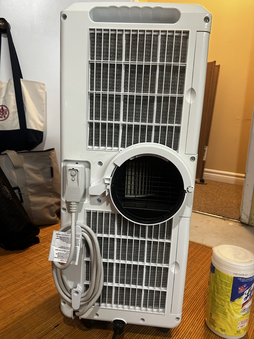 LG Portable Air Conditioner - photo 4
