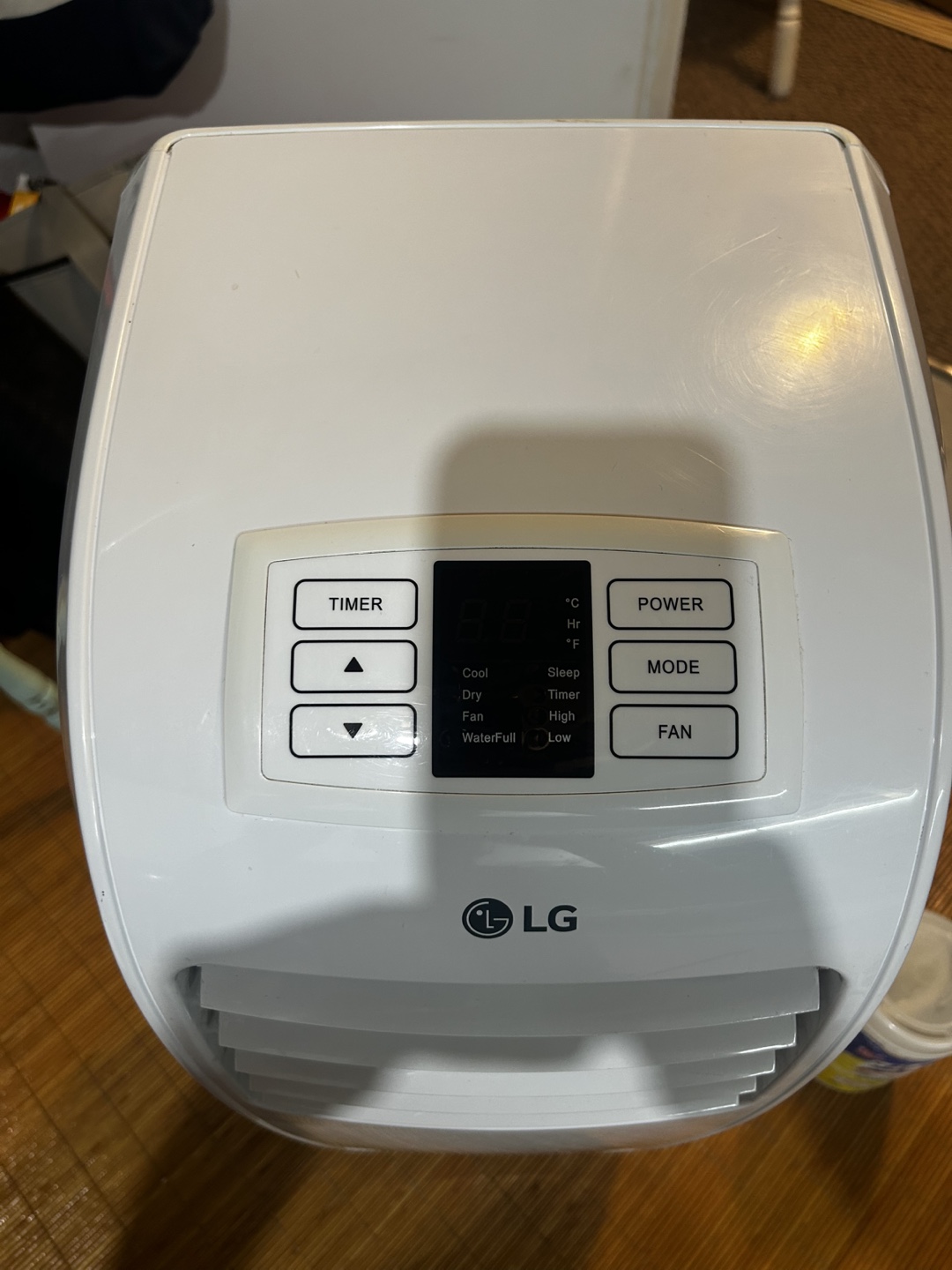 LG Portable Air Conditioner - photo 2