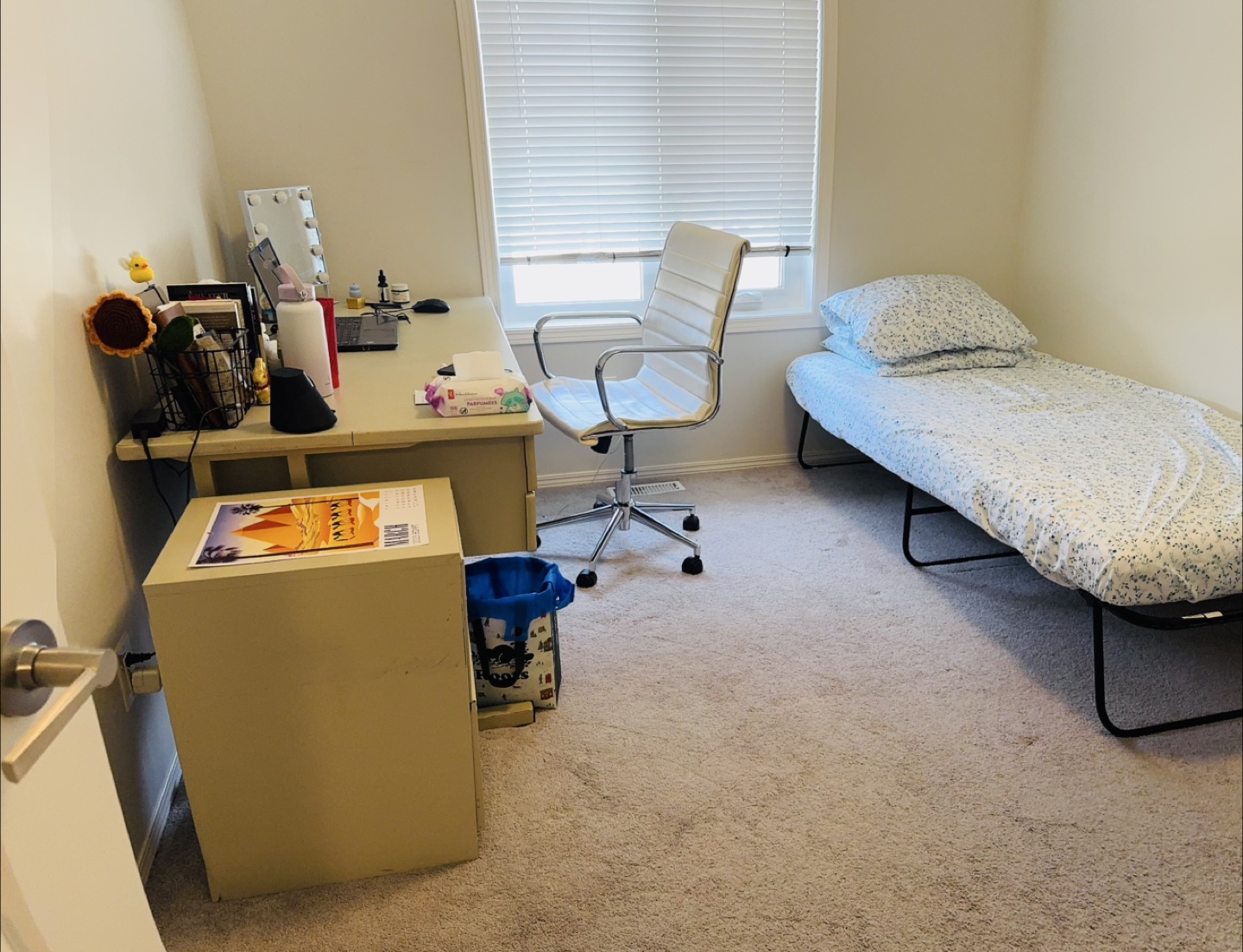Bridgwater Townhouse: Private Room - photo 4