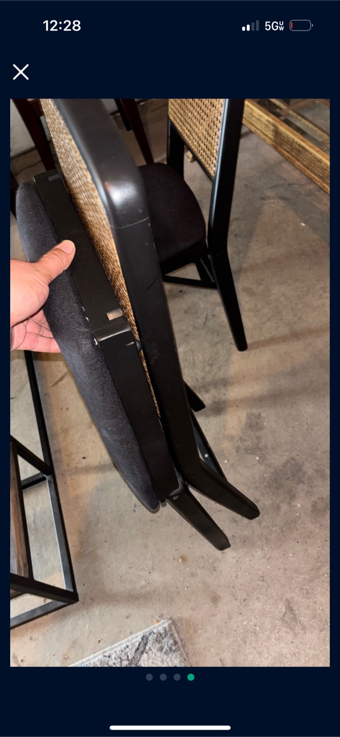 2 folding wood chairs. Like new - photo 4