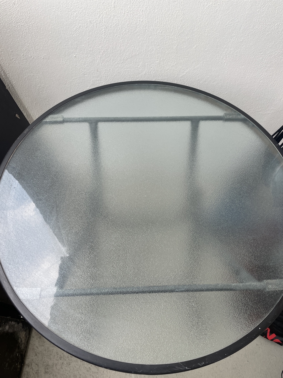 Round Glass Top Table - photo 3