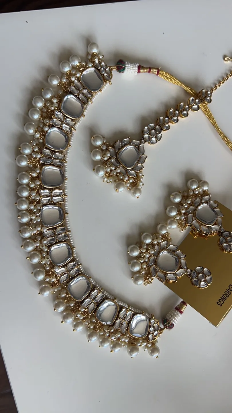 Earrings with Crystals