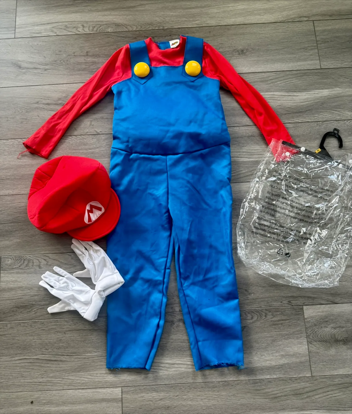Mario Costume thumbnail